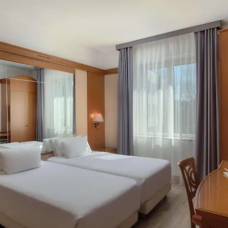 Nh Hotel 4*