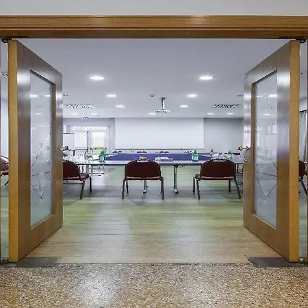 Nh Hotel 4*