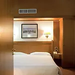 Hotel Nh 4*