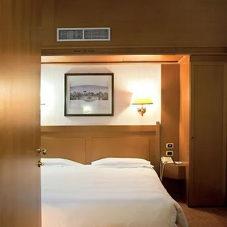 Hotel Nh 4*